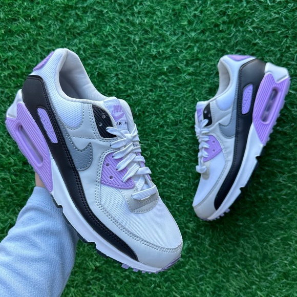 Nike Shoes - Nike Air Max 90 Cool Grey / Lilac